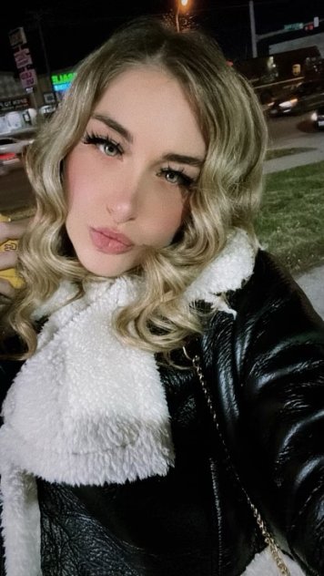
𝓑𝓪𝓬𝓴 𝓲𝓷 𝓽𝓸𝔀𝓷‼️😘💦 🅂🅇🄲 🄱🄻🄾🄽🄳🄴 🫦 💋24/7

