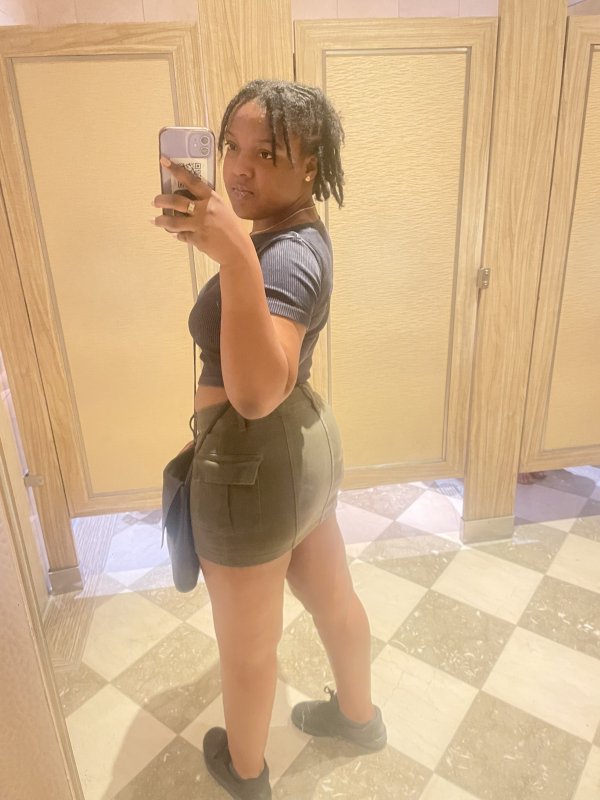 All Natural 🍑💦 Let me please you 😘