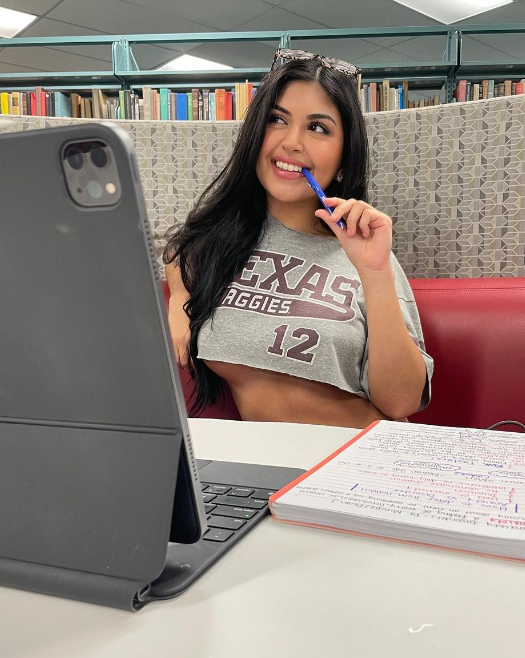 Letty 🔥💋🌹✨College Cutie✨🌹💋🔥