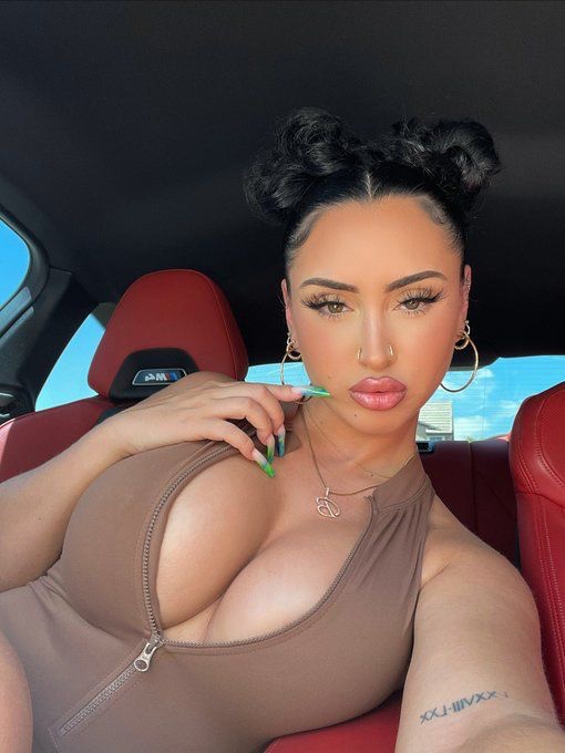 escorts