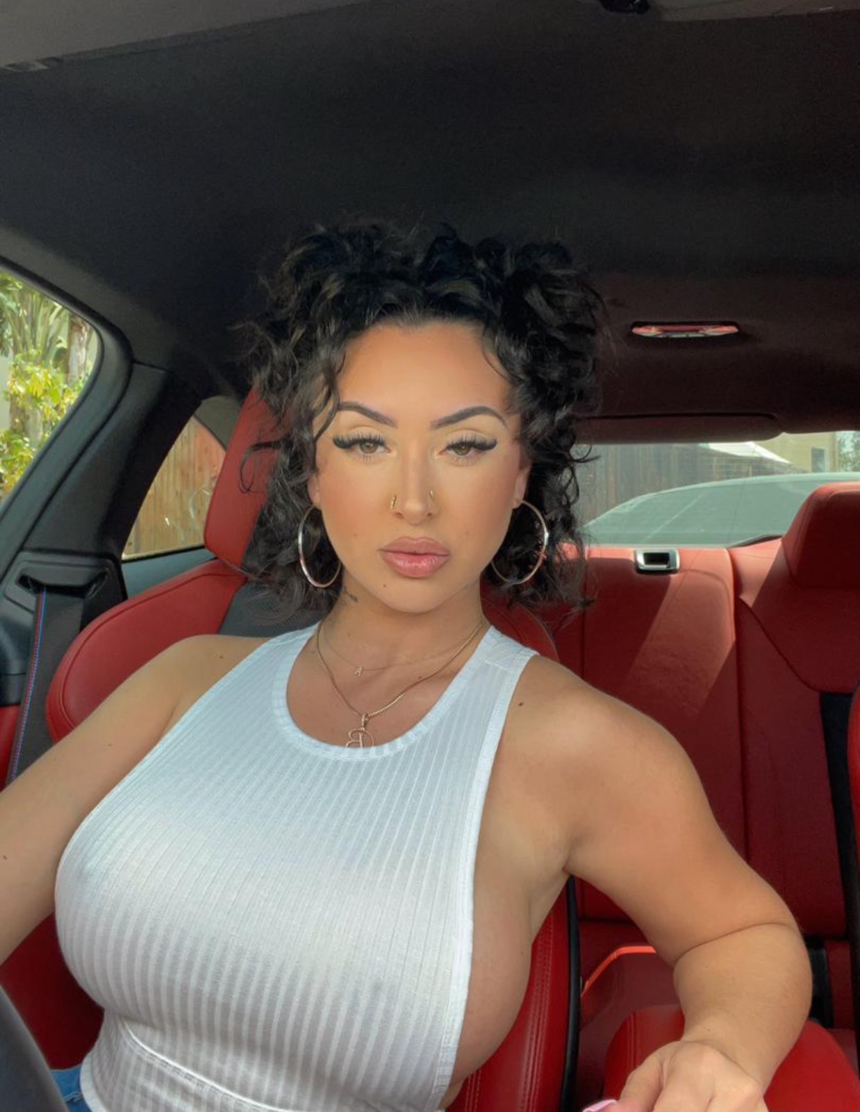 escorts