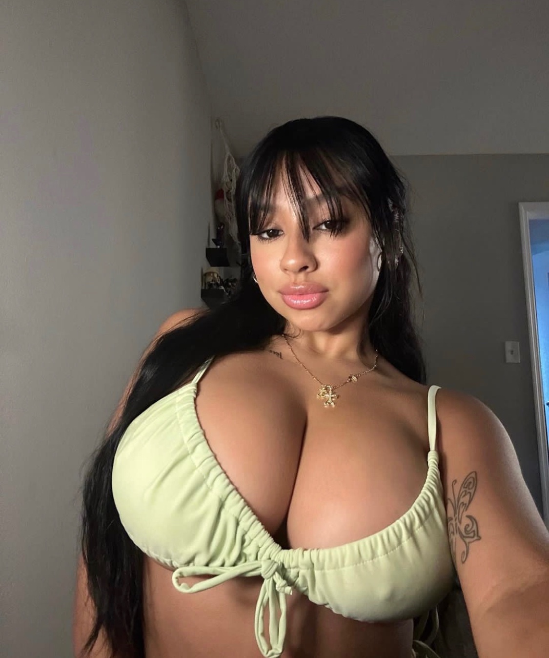 escorts