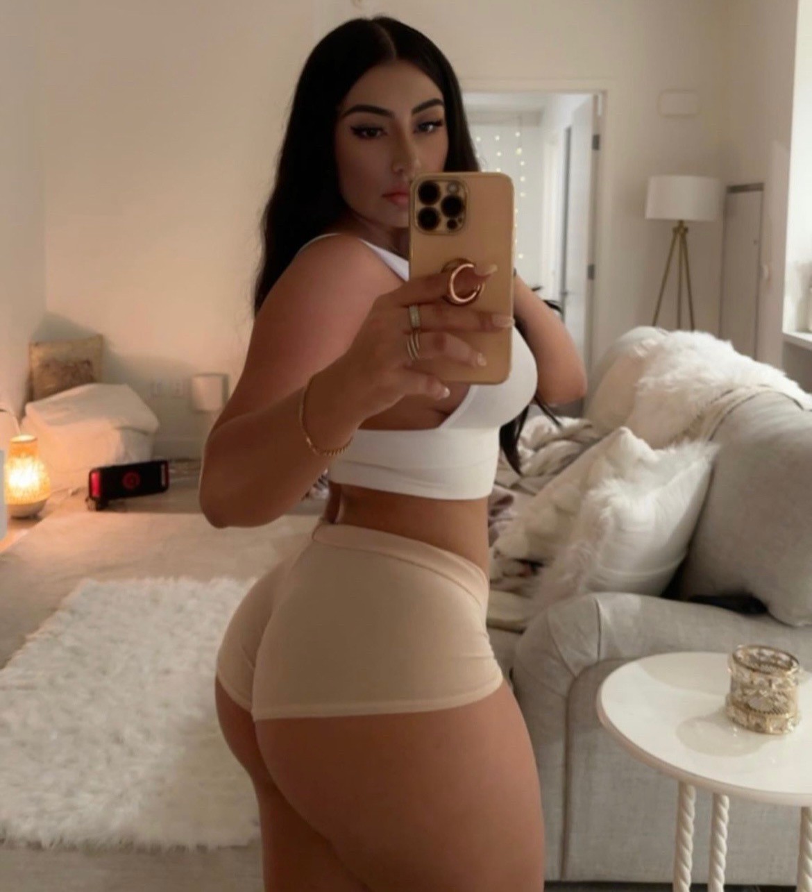 escorts