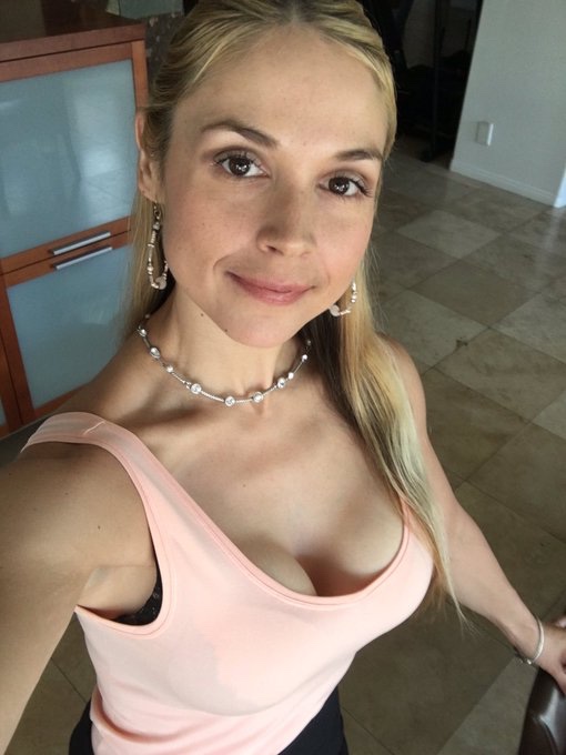 escorts