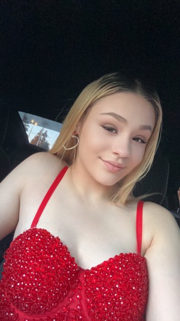 Sexy, Young & blonde ❤️19 & Naughty and ready to get nasty👅😈