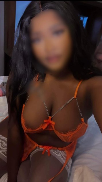 🥰🥰Feels so good to be back! NEW PHOTOS!! THICC 🔥 HOT 🥵 EBONY 🥵 BABE 🔥