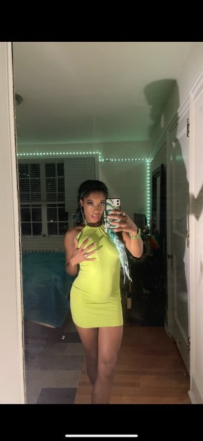 Insta Come 🌺 Incall 🌺 Carplay 🌺 FT Show & Cumshot Video👙.