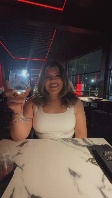 Body massage & fetish sessions available 💋