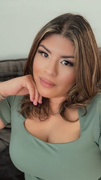 Body massage & fetish sessions available 💋