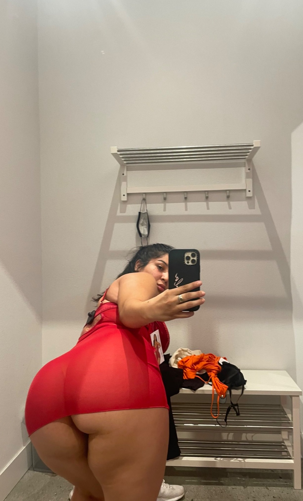 escorts