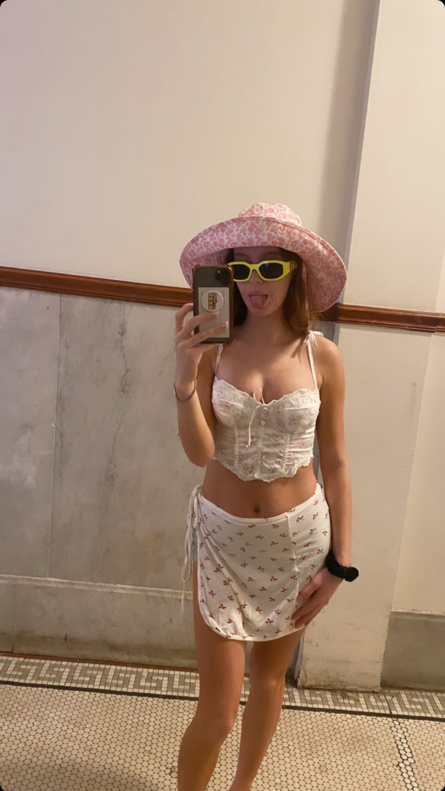 escorts