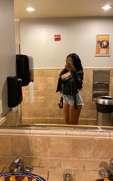 I’m available for hookup both incall and outcall