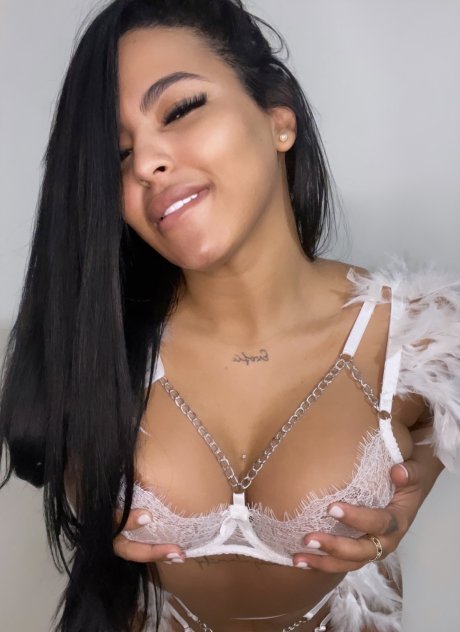 escorts