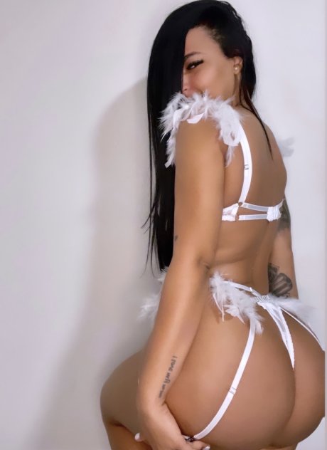 escorts