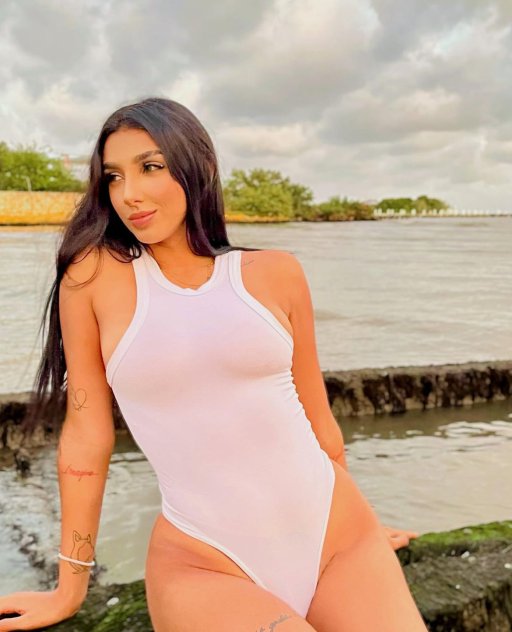 I’m available for both incall and outcall service