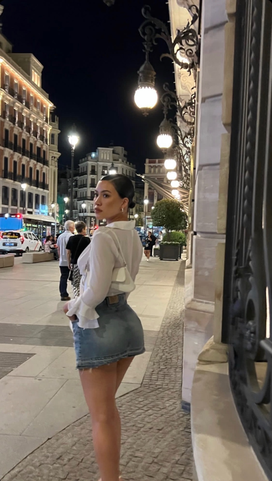 escorts