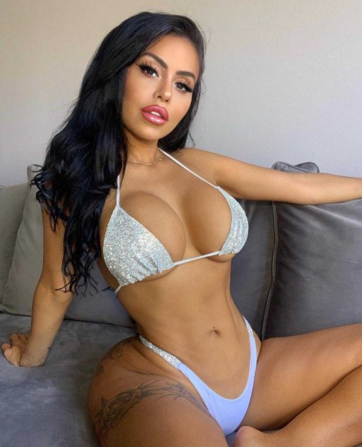 Beautiful and sexy girls that will relief your stress
