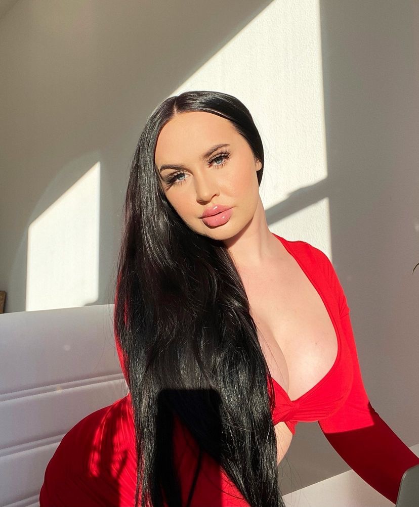 IM HERE TO SHARE LOVE❤️ AND THE BEST MASSAGE EXPERIENCE OF YOUR LIFE
