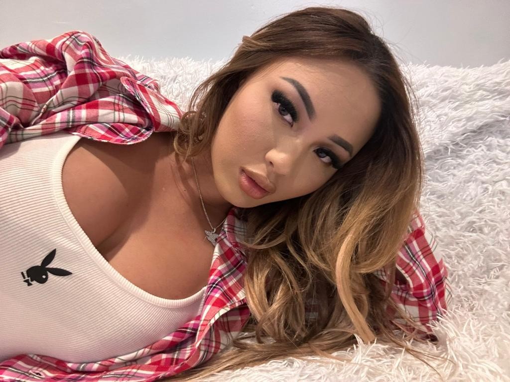 Thick & Juicy 💦😻INCALLS AND OUTCALLS✅