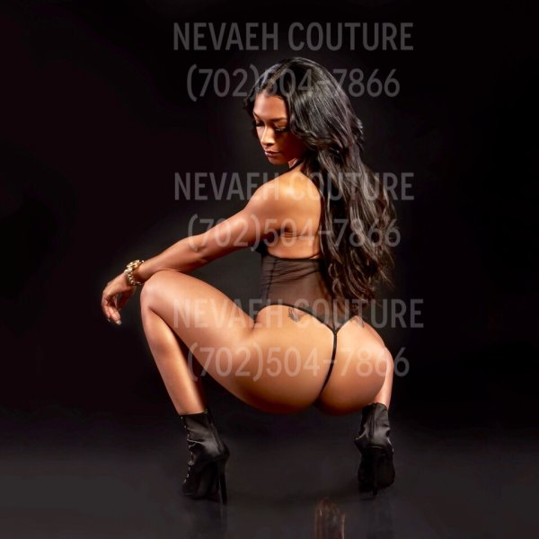 __ Sexxii Fun Colombian and Brazilian Mami __ Sweet and Petite__