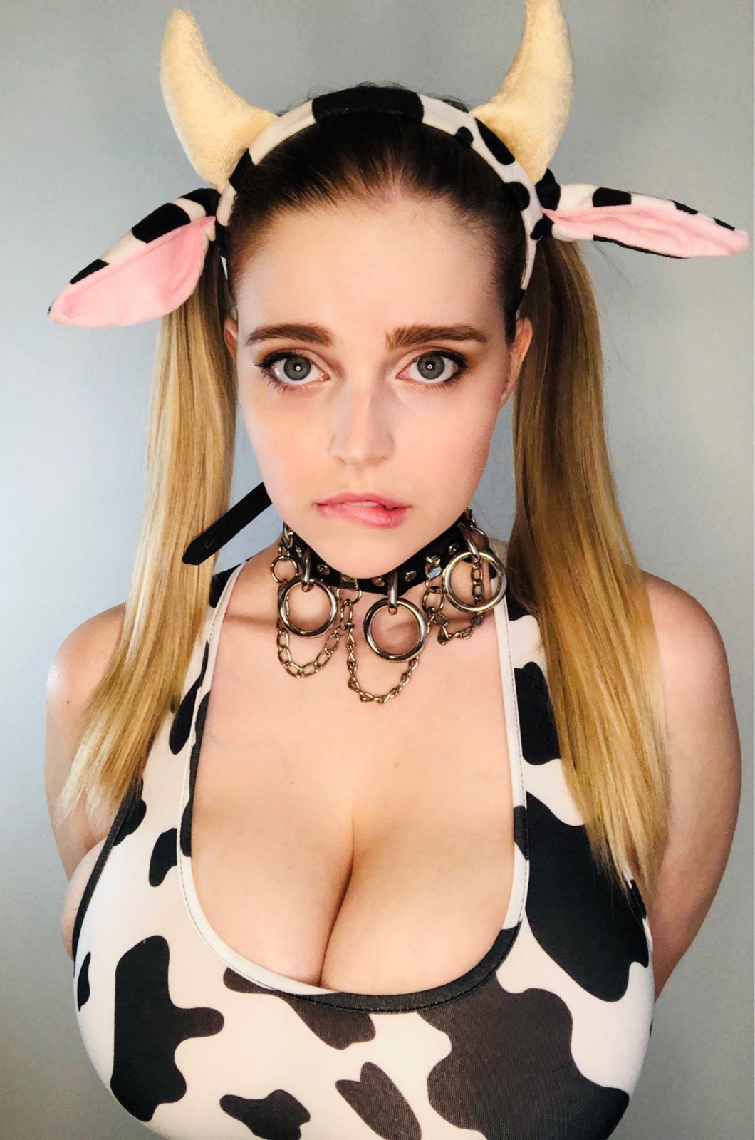 escorts