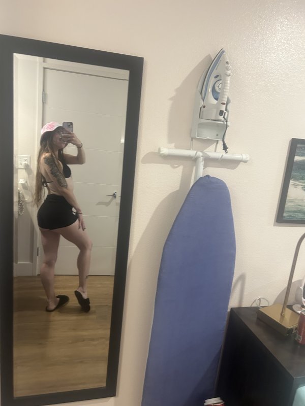 escorts