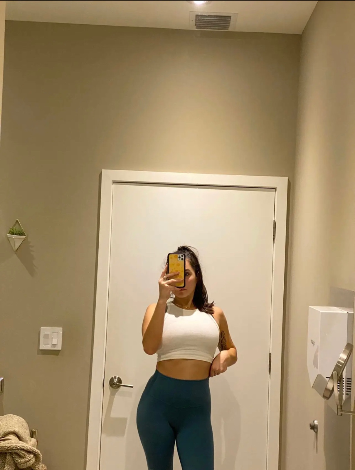 escorts