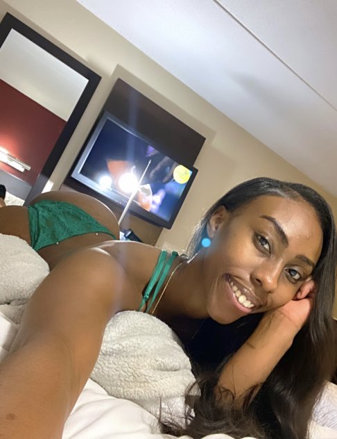 Alluring chocolate beauty!