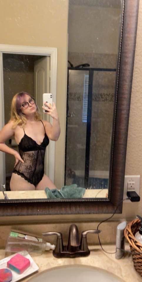 IM DAMN HOT 🥵 GIRL YOU’LL NEED TO FUCK 👅🍆🍑