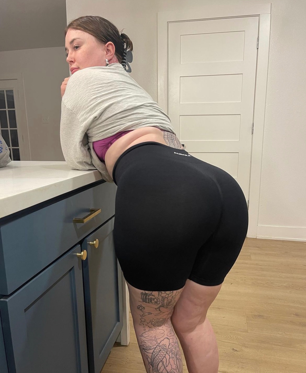 I AM AVAILABLE FOR BOTH INCALL AND OUTCALL SERVICE