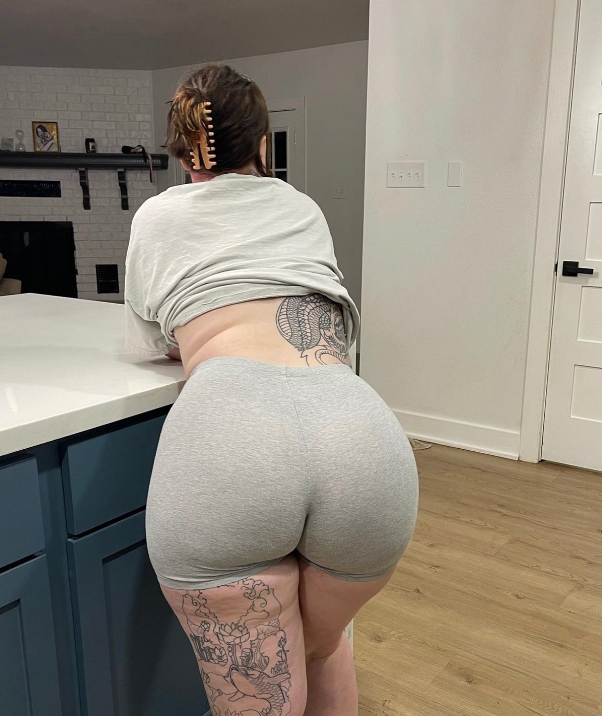 I AM AVAILABLE FOR BOTH INCALL AND OUTCALL SERVICE