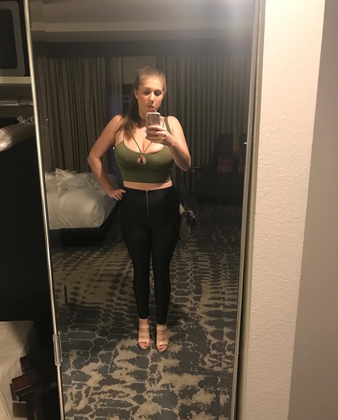 I'm available for Incall, Outcall,