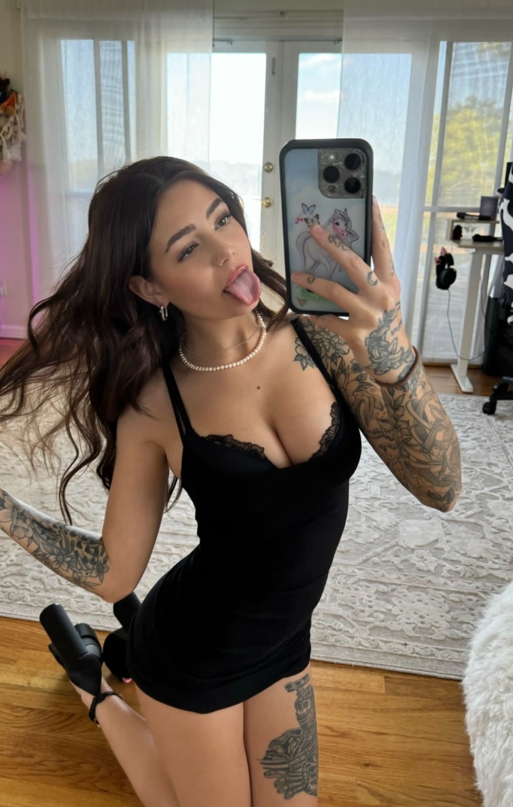 escorts
