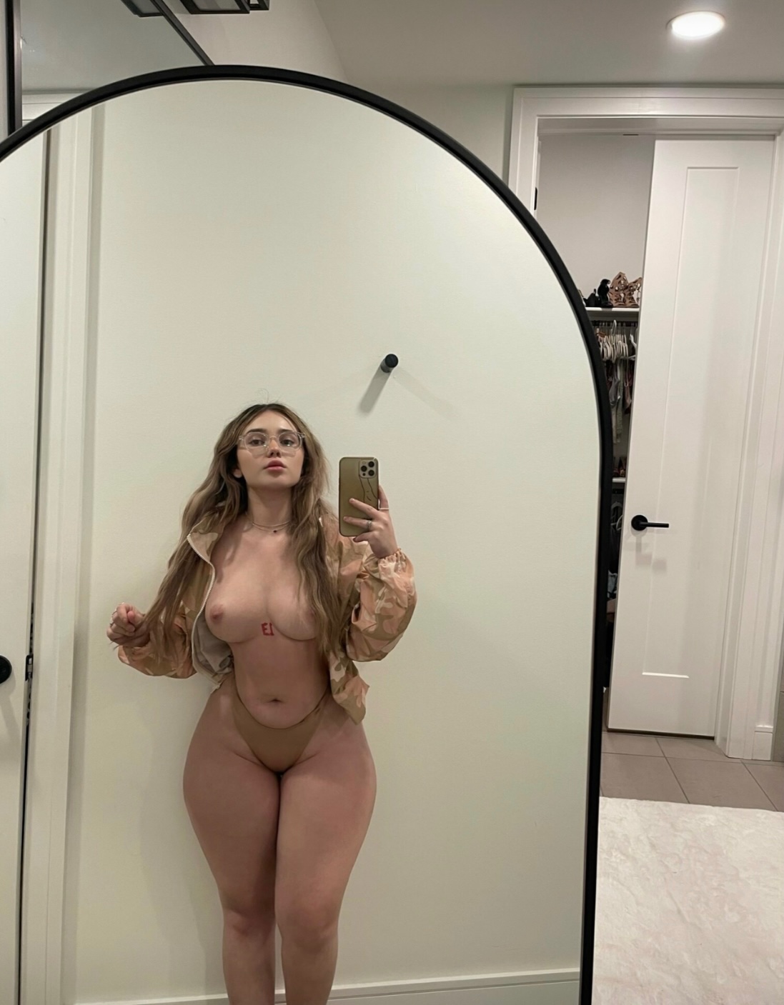 escorts