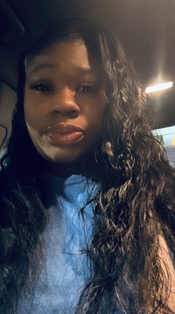 Hi I’m Sasha new in town looking to have some fun 🤩🥳