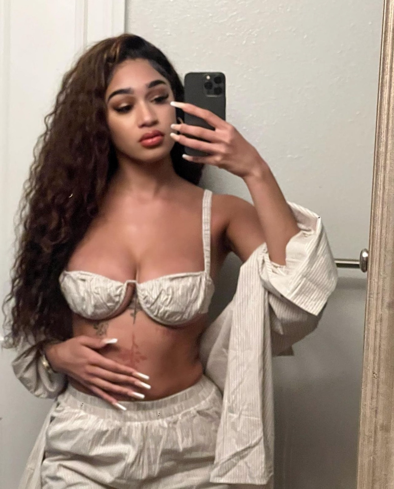 escorts