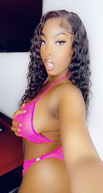 👅👅👅New In Town👅👅👅