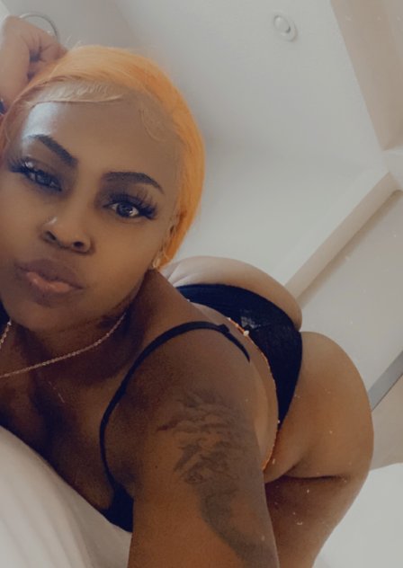 Heyy Daddy it's April Cumm Have sum unrushed Fun😋🥰😉