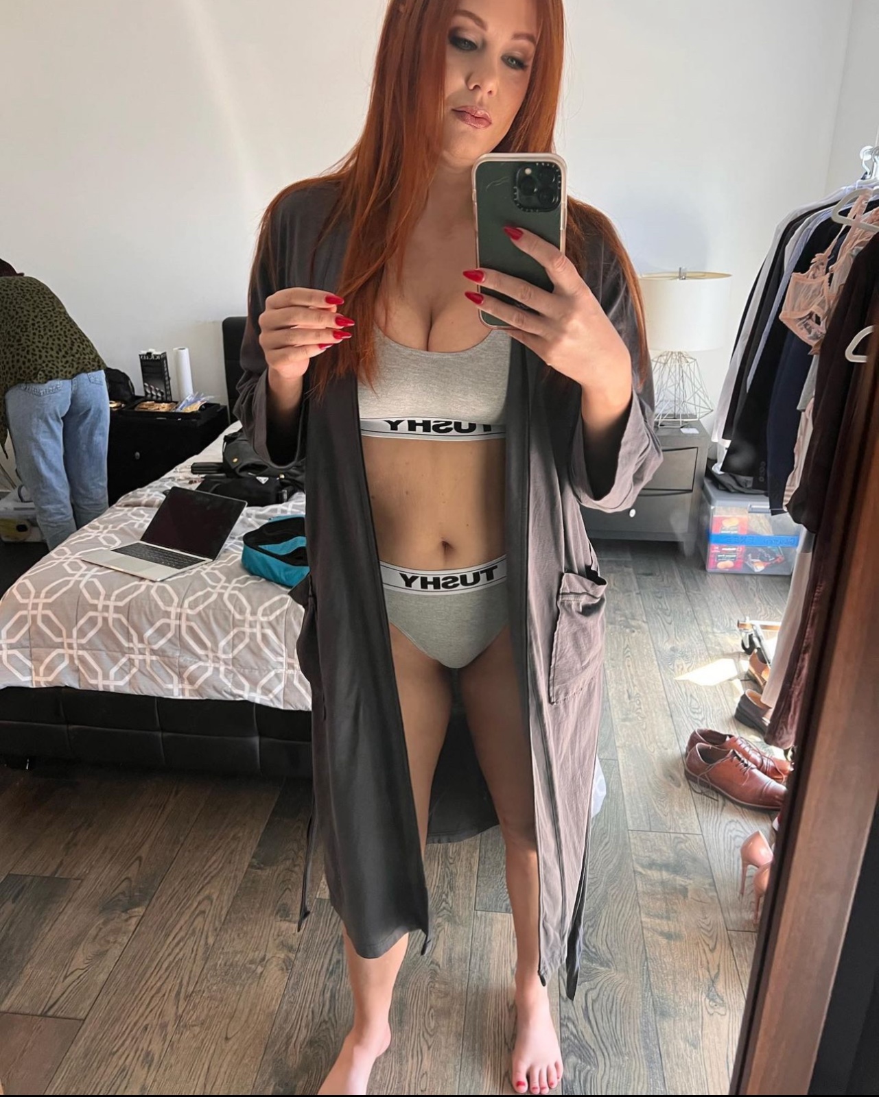 escorts
