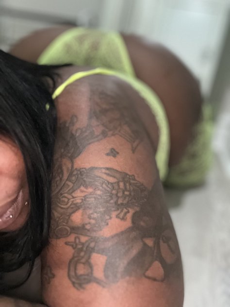 5 ⭐️ BBW Beauty For Your Kinky Pleasures