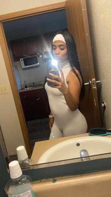 escorts