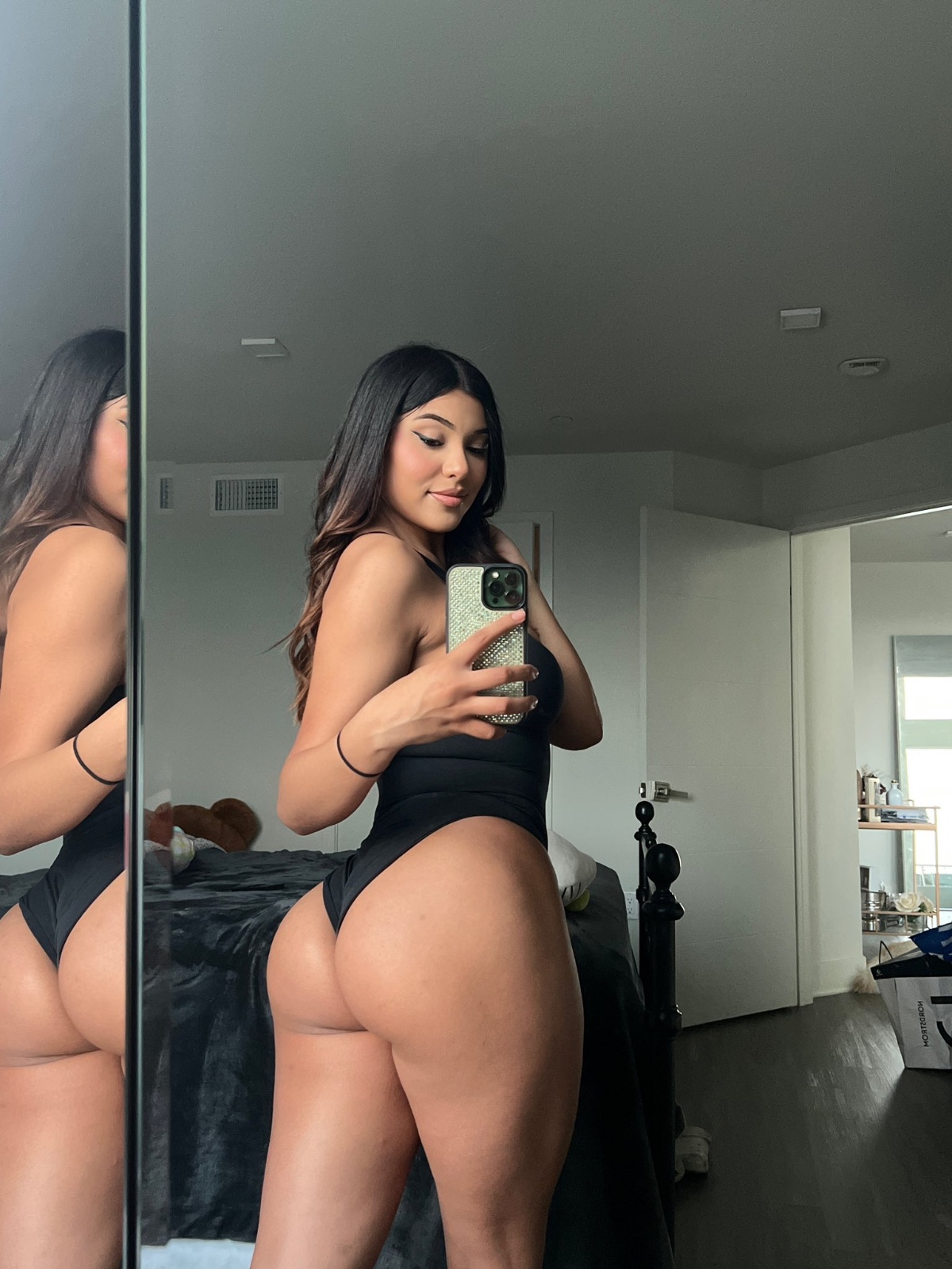 escorts