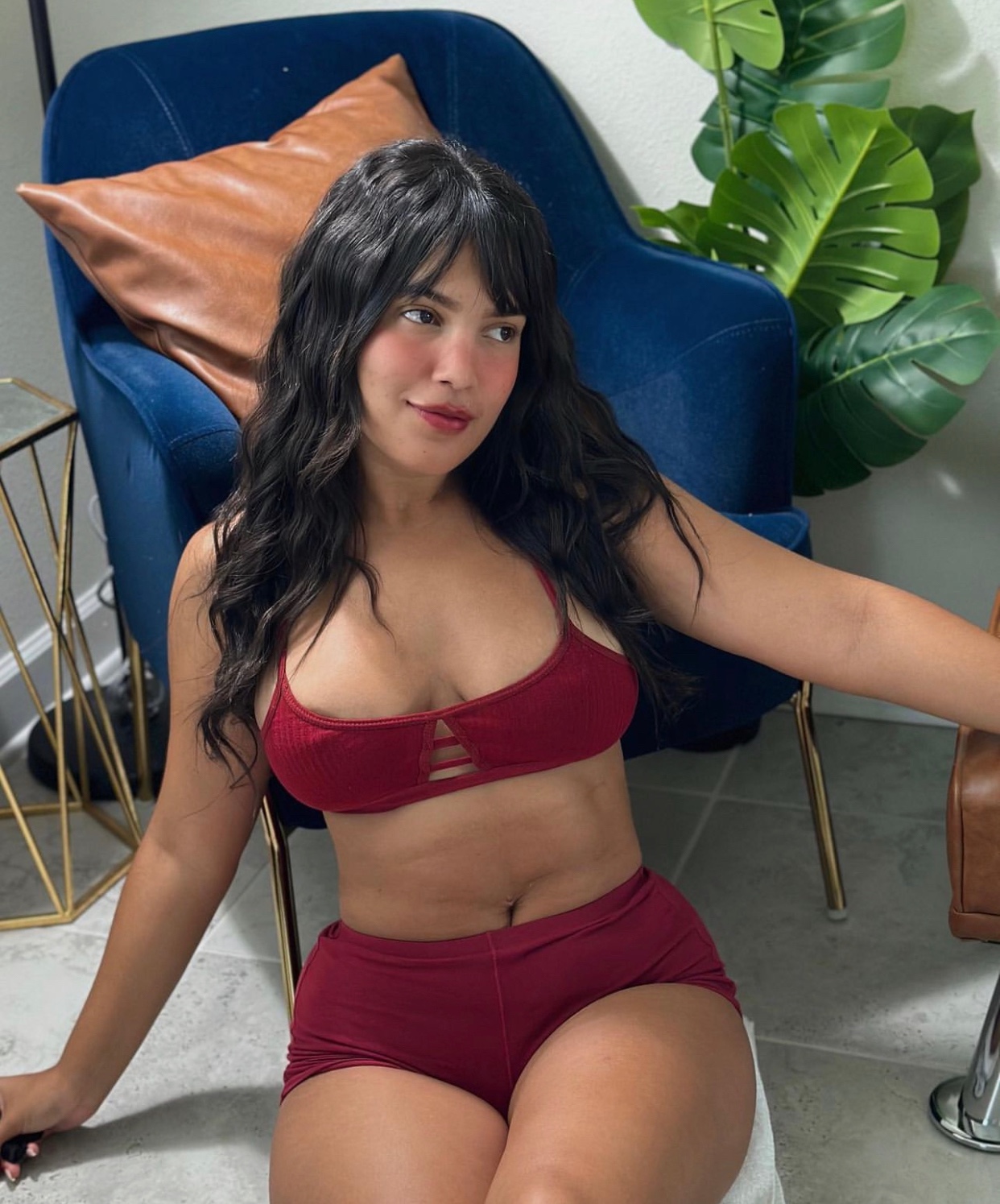 I’m available for both Incall and outcall hookup hmu number +1(920)4795636