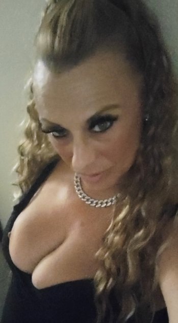 escorts