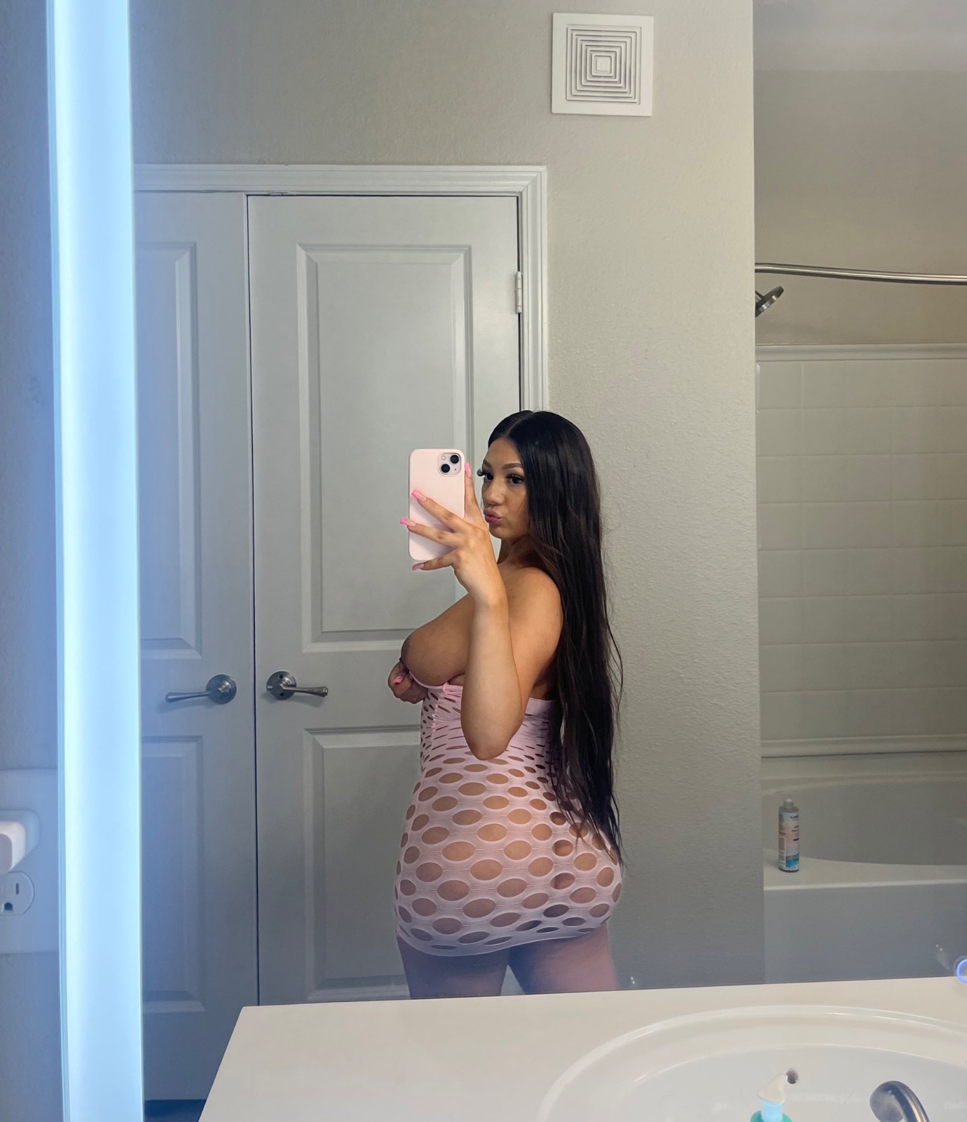 escorts