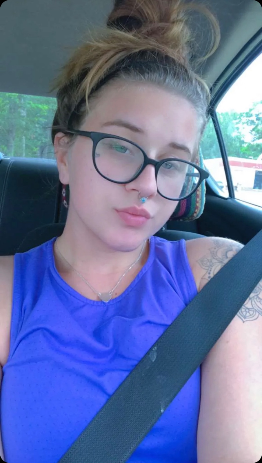 Massage and hookup service