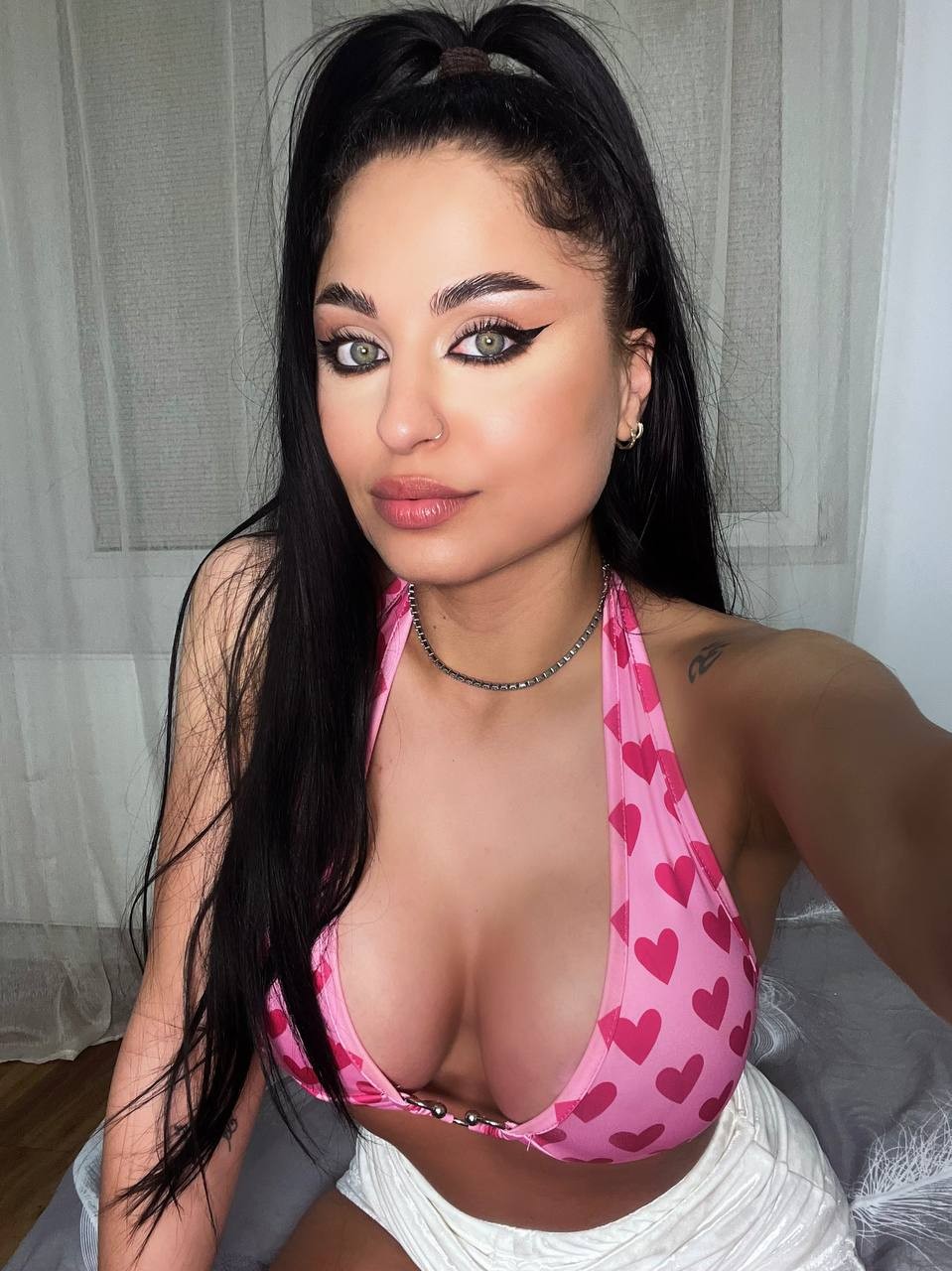escorts