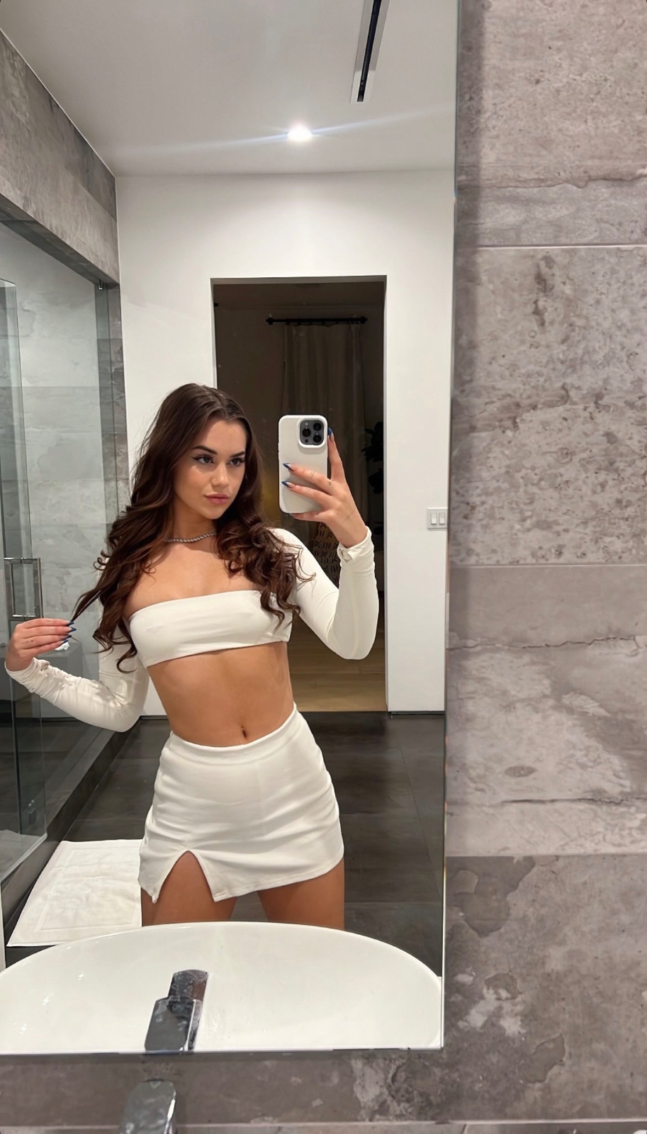 escorts