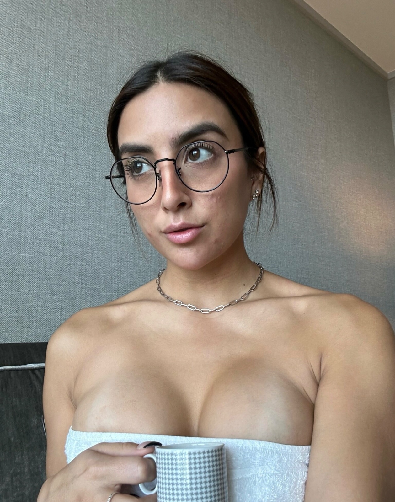 escorts