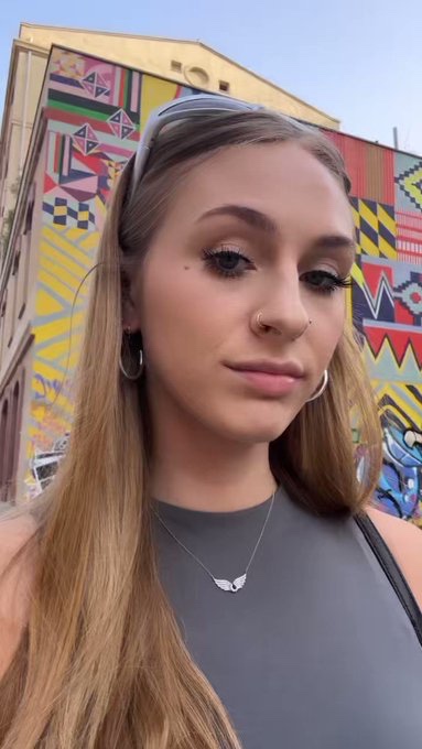 escorts